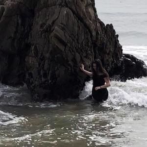 Meet your Posher, Chloé